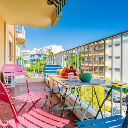 아파트 1br W Terrace & Parking 니스