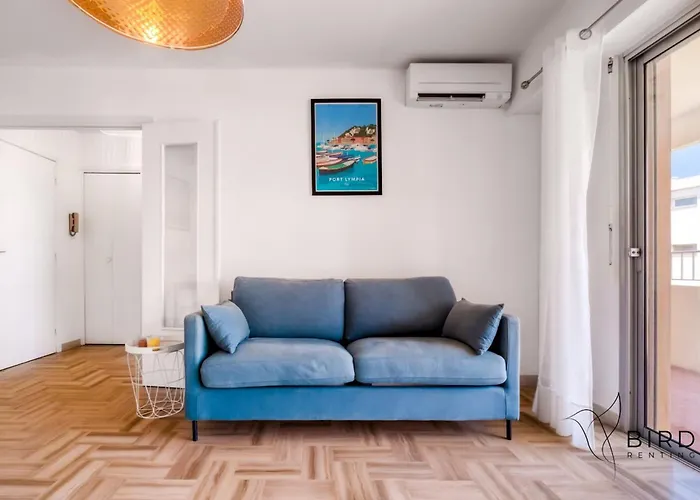 1br W Terrace & Parking